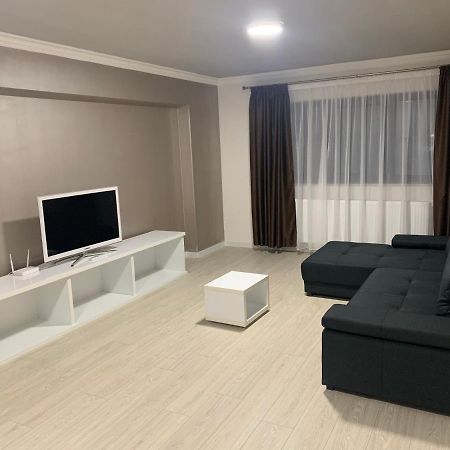 Apartament Lux Regim Hotelier Бакеу Екстер'єр фото