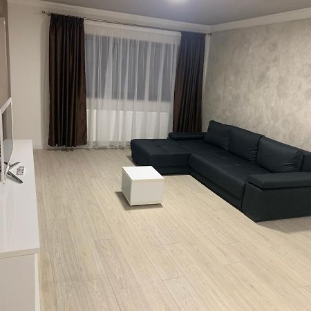 Apartament Lux Regim Hotelier Бакеу Екстер'єр фото